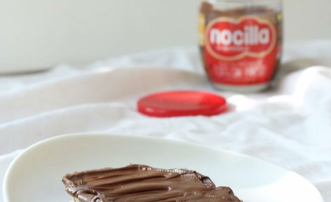 Una mujer extranjera estalla las redes al notar algo habitual de todas las cocinas de España 2 nocilla n