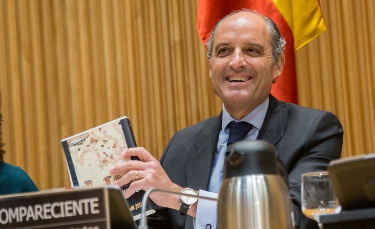 La Fiscalía solicita dos años y medio de prisión para Francisco Camps por contratación ilegal con 'la Gürtel' en Fitur