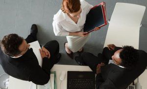 8 preguntas que no puedes fallar en una entrevista de trabajo 14 trabajo oficina3