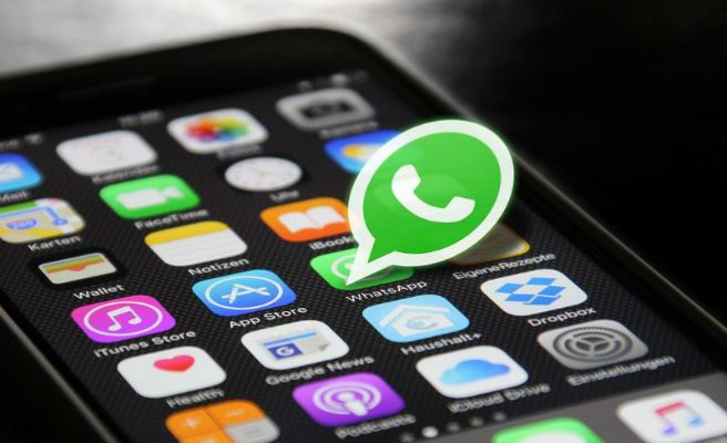 Los stickers llegan por fin a WhatsApp: cómo descargarlos
