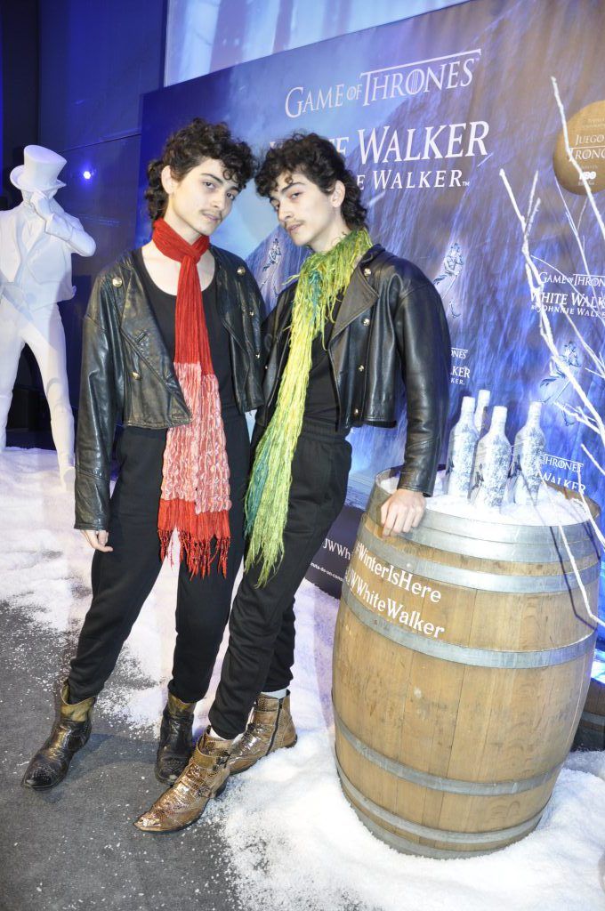 Asistimos a la fiesta de 'Juego de Tronos' en el ABC de Serrano de Madrid 8 Los gemelos Peitado e1543506880284