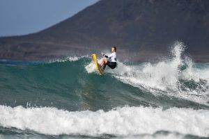 LAS PALMAS DE G.C.: Alazne Aurrehoetxea será la rival de Iballa Ruano en los cuartos de final del Campeonato del Mundo de Paddle Sulf de Las Canteras 1 ALE7