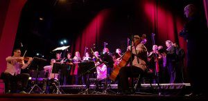 S. Mª. DE GUÍA: Con el encendido del alumbrado navideño y la buena música arrancaron este fin de semana el programa de las fiestas de Navidad en Guía 1 Concierto Memorial Fernando Guerra