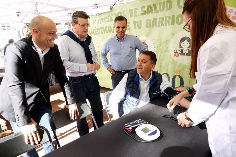 S. C. DE TENERIFE: La II Feria de la Salud de Santa Cruz evidencia el interés por el bienestar y la vida sana