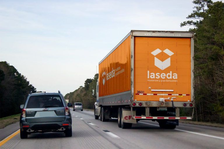 Mudanzas, donaciones y comodidades como La Seda