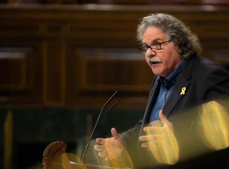 Tardà se vuelve a pasar en el Congreso y llama “fascista” a Rivera