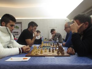 El Club Ajedrez Mos celebró el su V Torneo de Navidad Sub-2200 1 1