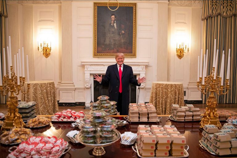 El motivo por el que Trump sirvió hamburguesas del McDonald's en una recepción oficial en la Casa Blanca