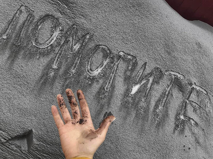 La nieve tóxica y de color negro que estos días cubre Siberia