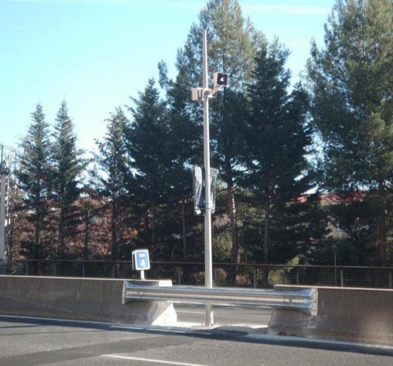 El nuevo radar de tramo de la A5 comienza a funcionar este viernes pero no multará hasta mediados de abril
