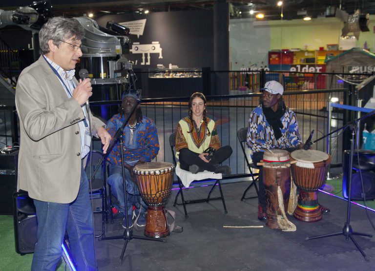 LAS PALMAS: Música africana y ciencia para celebrar una gran colaboración internacional en tecnología médica sostenible