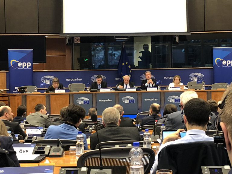 El Partido Popular Europeo reconoce a Juan Guaidó como presidente de Venezuela