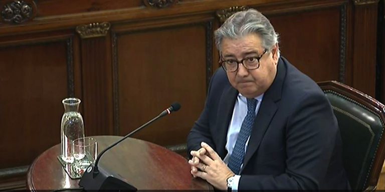 Zoido explica que Interior impidió a la Generalitat la compra de “armas de guerra y munición” porque “no estaba justificado”