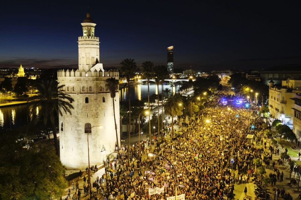 7BAA28B8 C94E 492F B377 30DC4F3BA26D