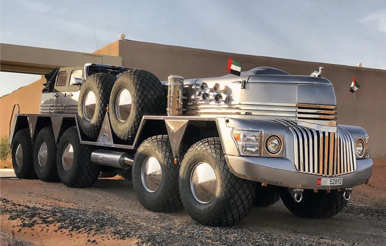 El 'monstruoso' vehículo de 10 ruedas diseñado por un jeque árabe