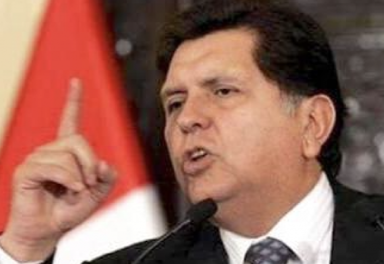 Alan García, expresidente de Perú, muere tras dispararse en la cabeza cuando iba a ser detenido
