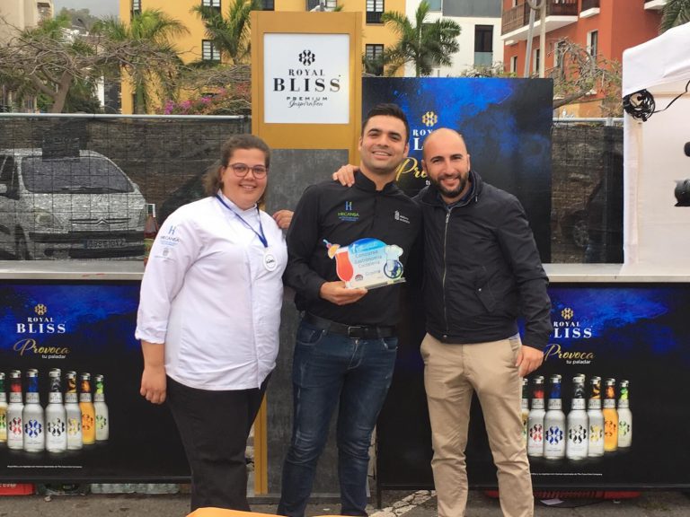 Dos alumnos de Hecansa ganan el concurso Maridaje, Coctelería y Cocina de Canarias 2019