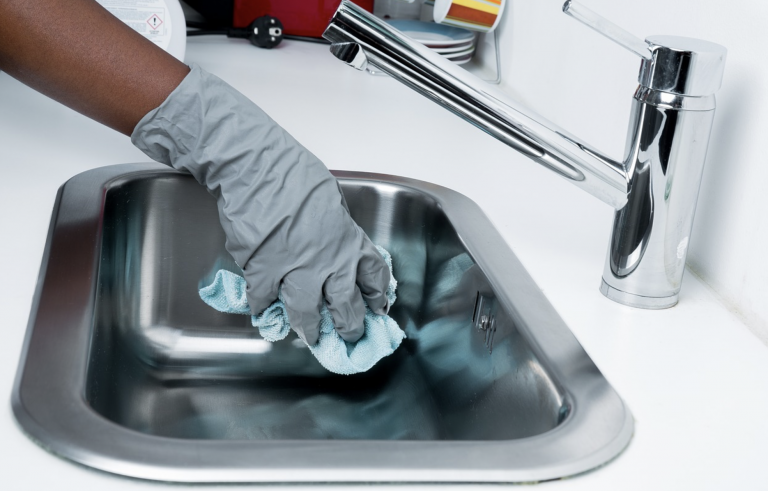 Asaltan por la fuerza una casa... y dejan la vivienda mejor que estaba