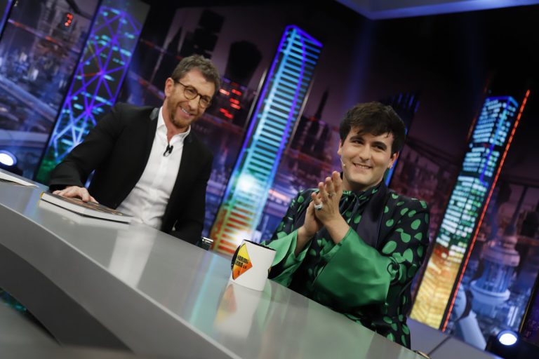 Este es el famoso diseñador internacional que viste a Pablo Motos en 'El hormiguero'