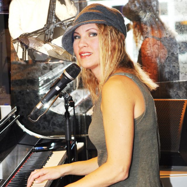 Carita Boronska 100x100 2MB