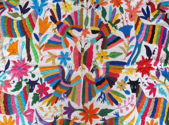 Estos son los vestidos de Carolina Herrera por los que México acusa a la firma de "apropiación cultural" 2 carolina herrera mexico 2