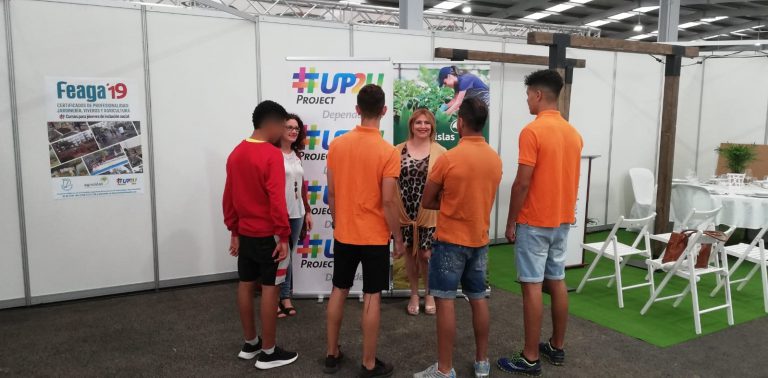 Jóvenes de #Up2u Project comienzan a buscar empleo en Feaga 2019