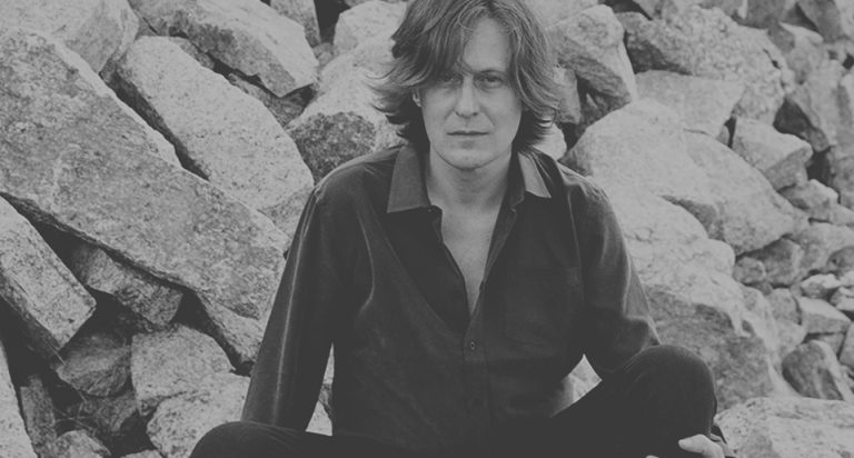 Nacho Vegas cierra el ciclo de conciertos gratuitos 'Distrito Sonoro'