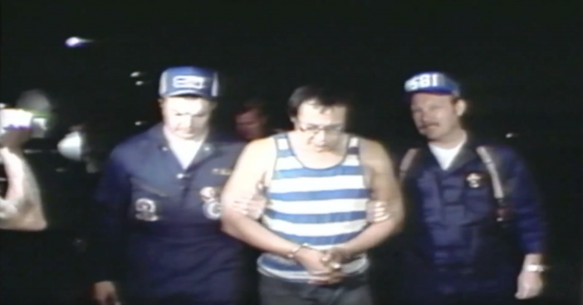 Asesinan a tres niñas en un campamento de verano: el caso de las 'Scout Girls' 18 Captura de pantalla 2019 07 20 a las 18.39.36