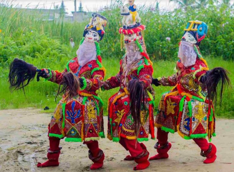 El Festival de Folklore convierte Ingenio en un municipio de cantos y ritmos del mundo