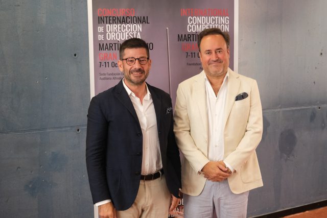 I a D Jesús Castaño y Karel Mark Chichon Concurso de Dirección de Orquesta Martín Chirino Gran Canaria