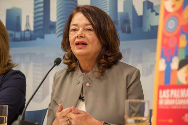 La galerista Saro Leon. Foto de Tony Hernández