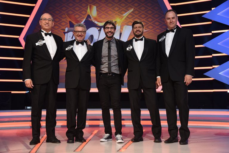 Un fallo como un 'acueducto' marca los 500 programas de los Los Lobos en '¡Boom!'