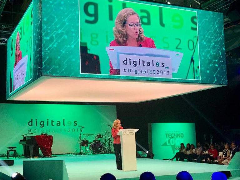 Calviño no descarta una 'tasa Google' española