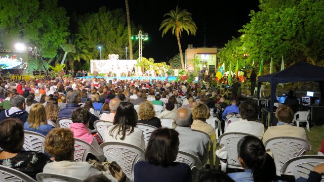 Numeroso público acudió al acto de clausura de la XXIV edición del Festival de Folclore de Ingenio