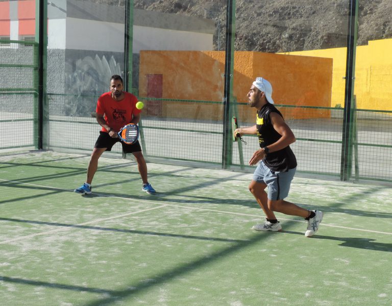 Torneos de Padel y de Balonmano en La Aldea de San Nicolás