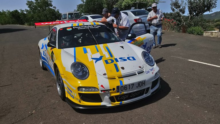 Trabajado triunfo de Enrique Cruz-Yeray Mujica que les consolida en el liderato Regional