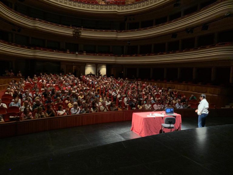 Nieves Concostrina: “A Galdós lo tengo metido en el tuétano”