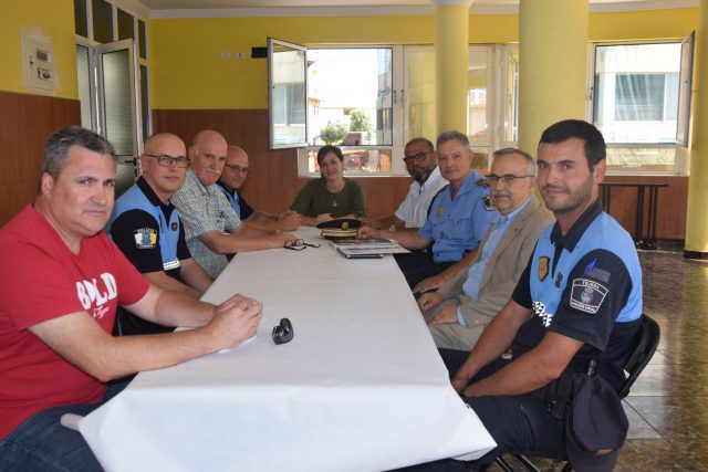 Encuentro policía2