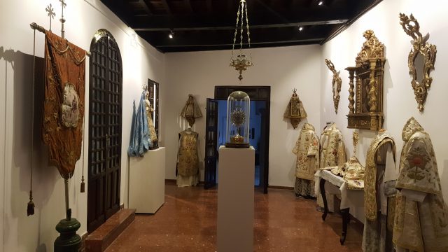 Un museo en la clausura de las Carmelitas de la Antigua Observancia 8 Exposición Temporal Vistiendo al Carmelo 1