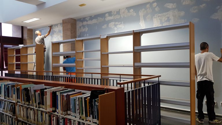 La Biblioteca Municipal de Guía cierra el acceso a los usuarios a una parte de sus instalaciones