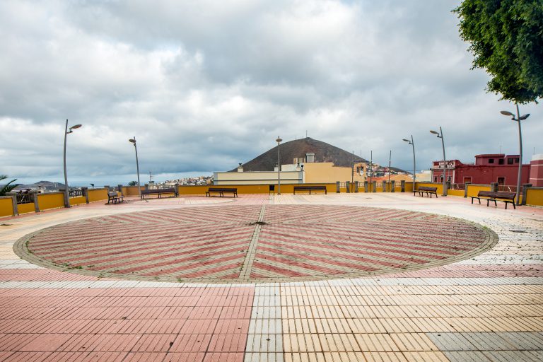 El Ayuntamiento de Santa María de Guía  adjudica el proyecto de mejora de la Plaza de San Roque por 230.000 euros