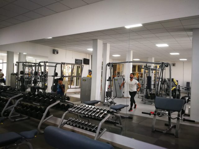 Sala Fitness espejos