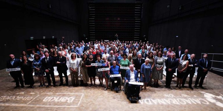 Bankia y CajaGranada Fundación entregan 250.000 euros a 81 asociaciones sin ánimo de lucro