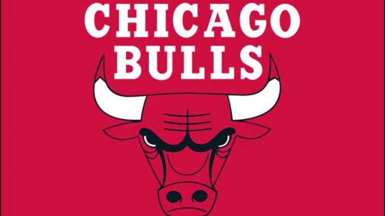 La explícita imagen sexual que esconde el escudo de los Chicago Bulls