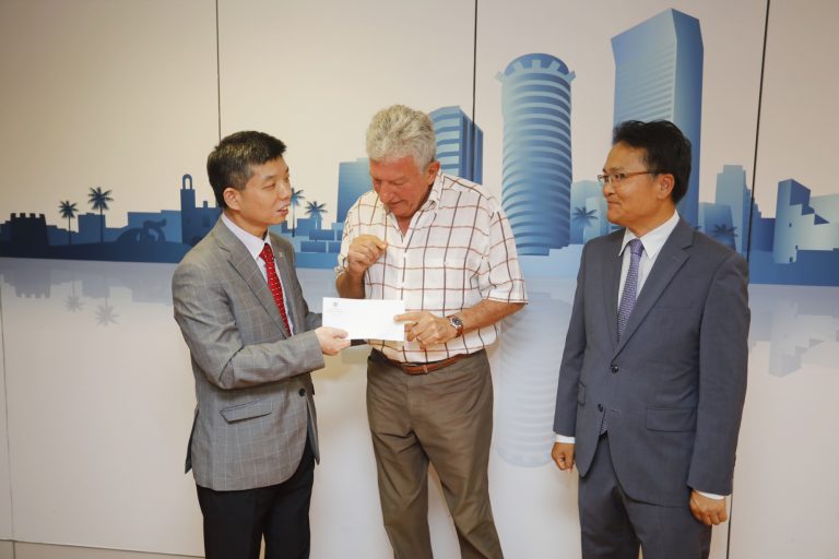 El Ayuntamiento Las Palmas de Gran Canaria y el Consulado de Corea en Las Palmas acuerdan ayudar a las labores de reforestación