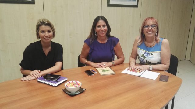 Adeje y la AECC negocian una sala polivalente para el “Programa de Atención Integral al Paciente Oncológico” 18 reunión a.e.c.c agosto 2019