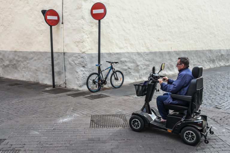 El Ayuntamiento de La Laguna promueve un plan para avanzar en accesibilidad integral