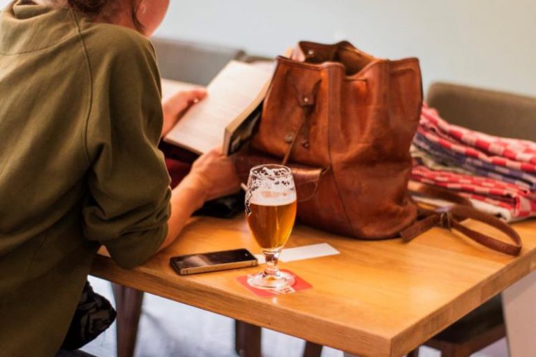 El consumo de alcohol tiene “efectos devastadores” en el cerebro adolescente, según los expertos