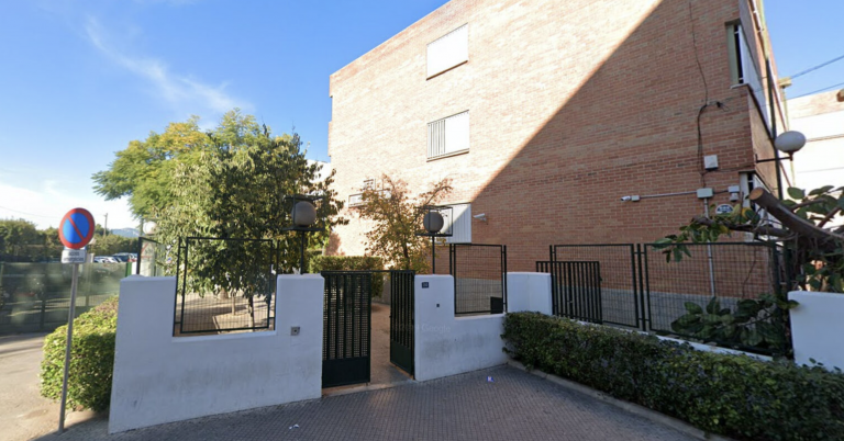 Un joven de 14 años da una paliza a una profesora en un instituto de Palma