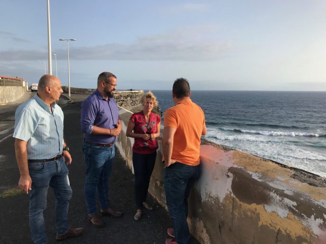 JONAY LÓPEZ Y AURI SAAVEDRA PLAYAS PERROS 2 e1570311809157